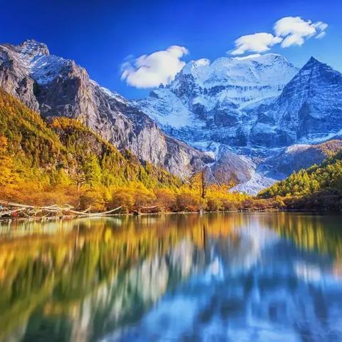 稻城亚丁天气预报15天，高原旅行必备的晴雨指南与出行攻略