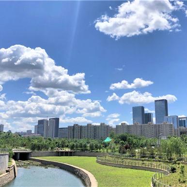 南北气温分化明显，中央气象台提醒防范强对流天气